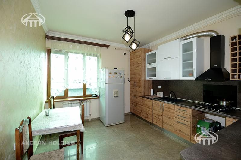 Особняк · 4 комн. · 261 м² · Давташен