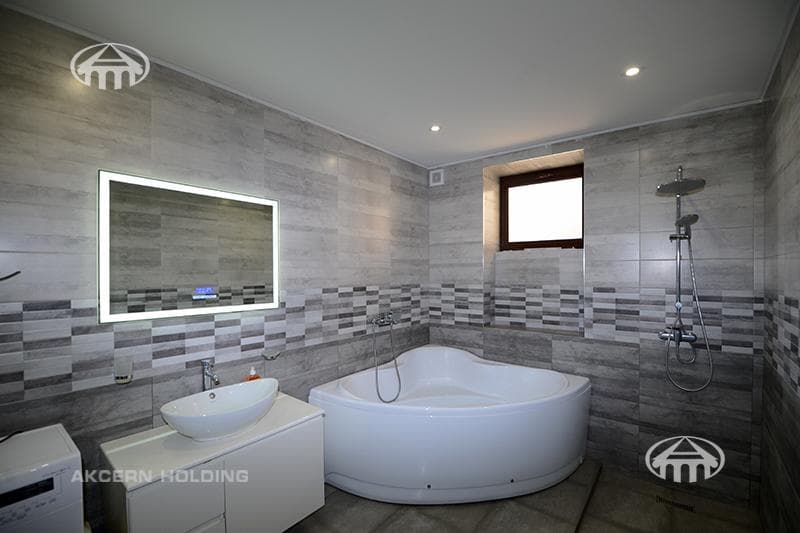 Apartment · 3 rooms · 97 m² · Kentron