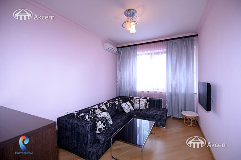 Квартира · 3 комн. · 80 м² · Кентрон