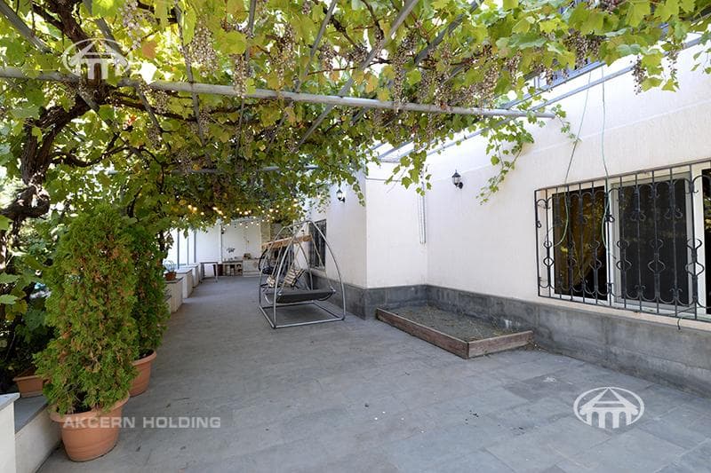 Առանձնատուն · 6 սեն. · 292 մ² · Ձորաղբյուր — Լուսանկար 66 / 79