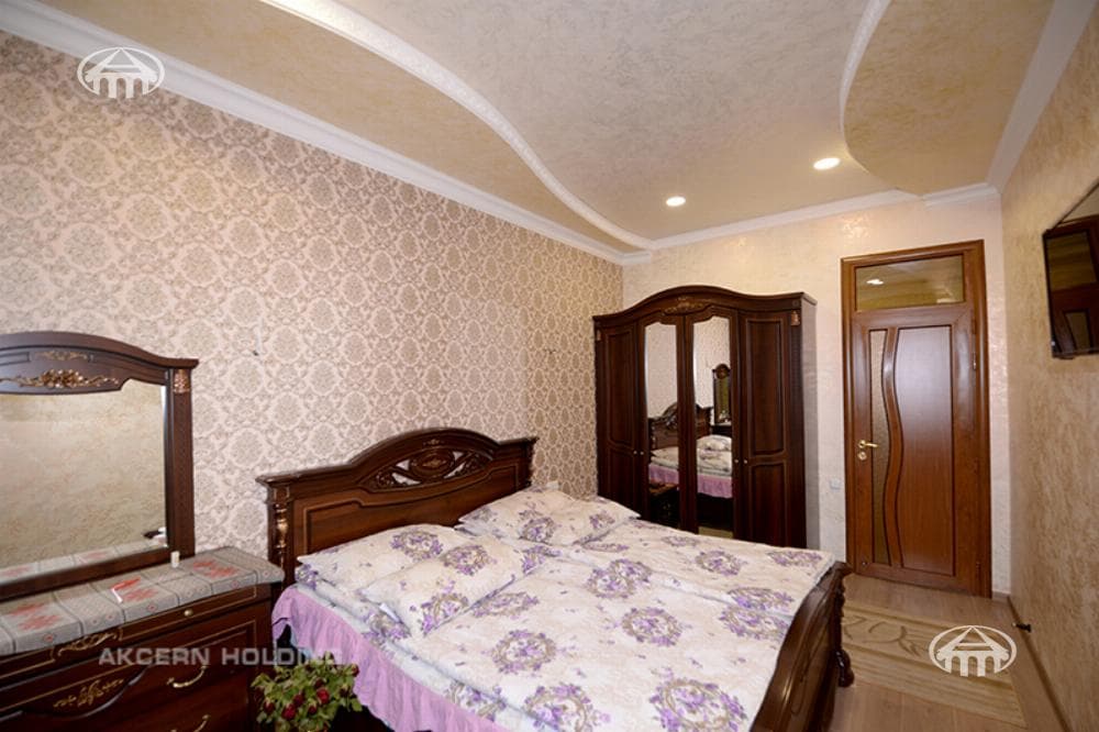 Առանձնատուն · 6 սեն. · 272 մ² · Արաբկիր