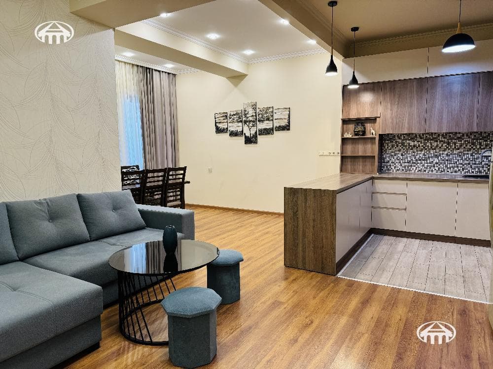 Apartment · 3 rooms · 84 m² · Kanaker-Zeytun