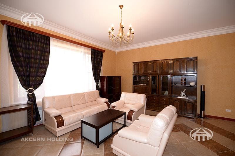 Country house · 4 rooms · 289.5 m² · Dzoraghbyur