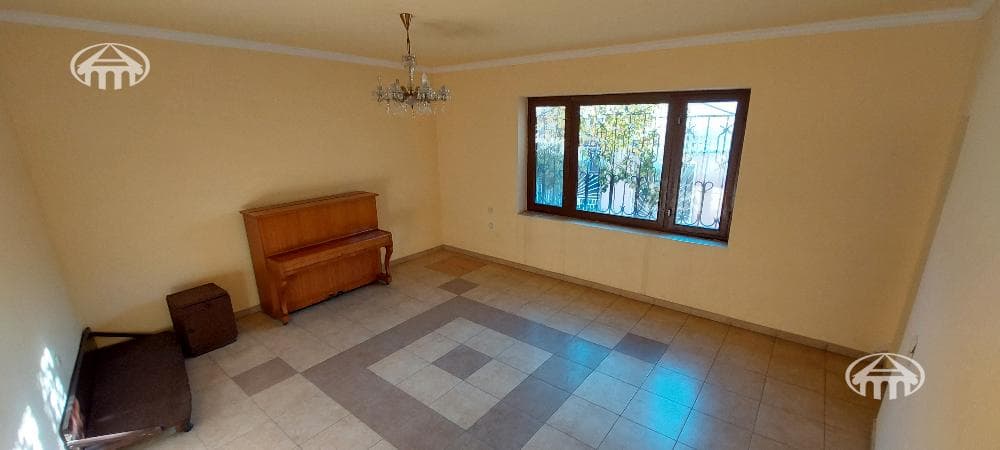Офис · 300 м² · Кентрон