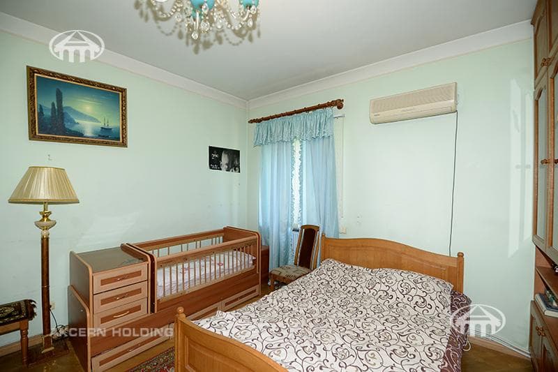 Дом · 7 комн. · 540 м² · Арабкир