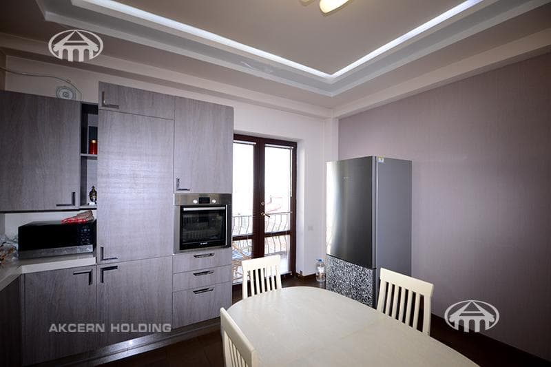 Apartment · 3 rooms · 121 m² · Arabkir