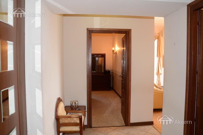 Apartment · 2 rooms · 74 m² · Kentron