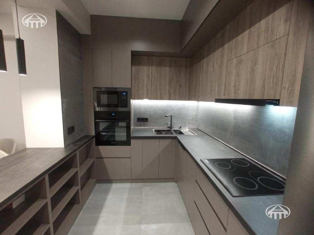 Квартира · 3 комн. · 91 м² · Аджапняк