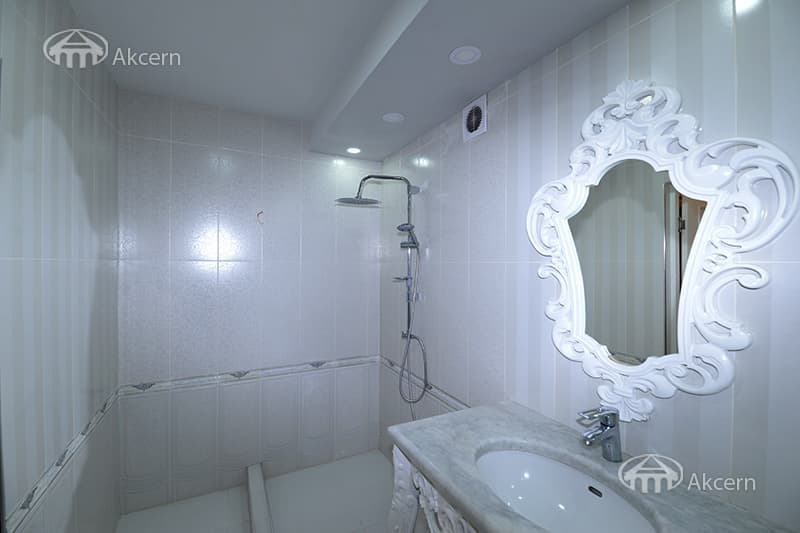 Apartment · 3 rooms · 94 m² · Arabkir