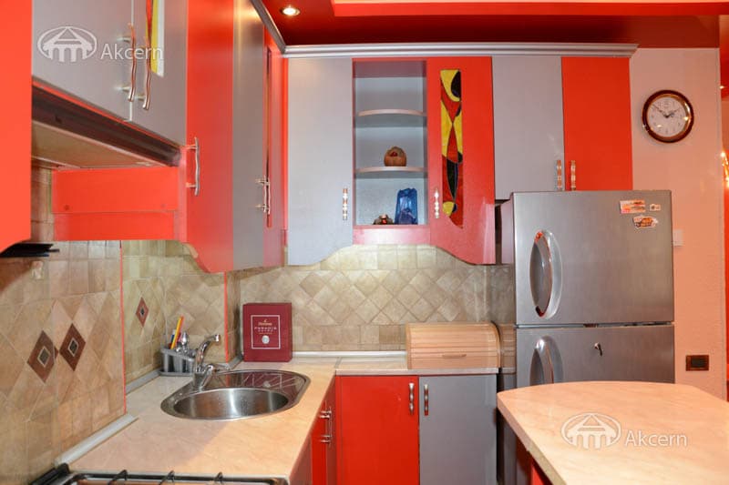 Квартира · 1 комн. · 48 м² · Кентрон