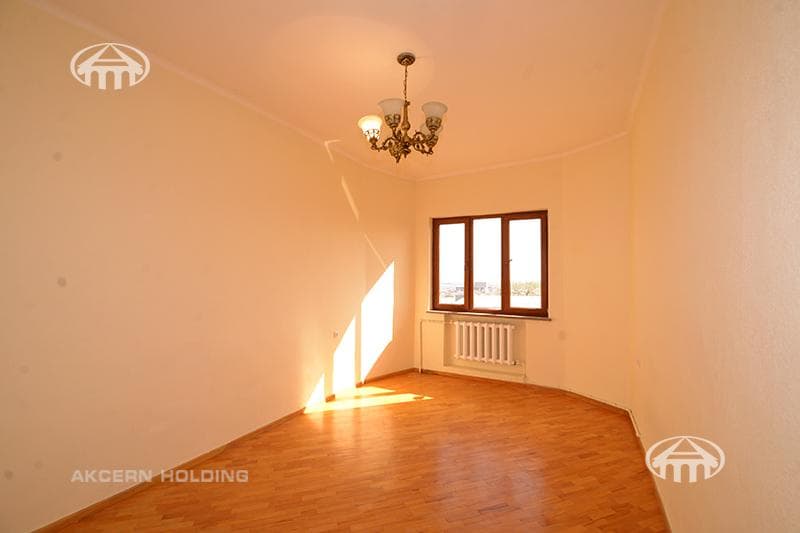 Առանձնատուն · 7 սեն. · 540 մ² · Աջափնյակ