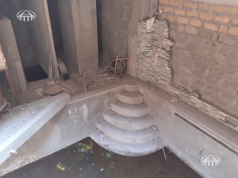 House · 5 rooms · 573 m² · Erebuni