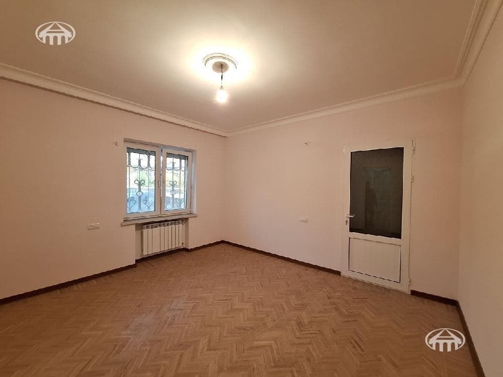 Mansion · 8 rooms · 460 m² · Kanaker-Zeytun
