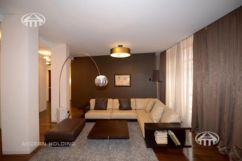 Apartment · 4 rooms · 169 m² · Kentron