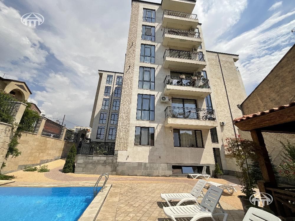 Квартира · 3 комн. · 70 м² · Арабкир
