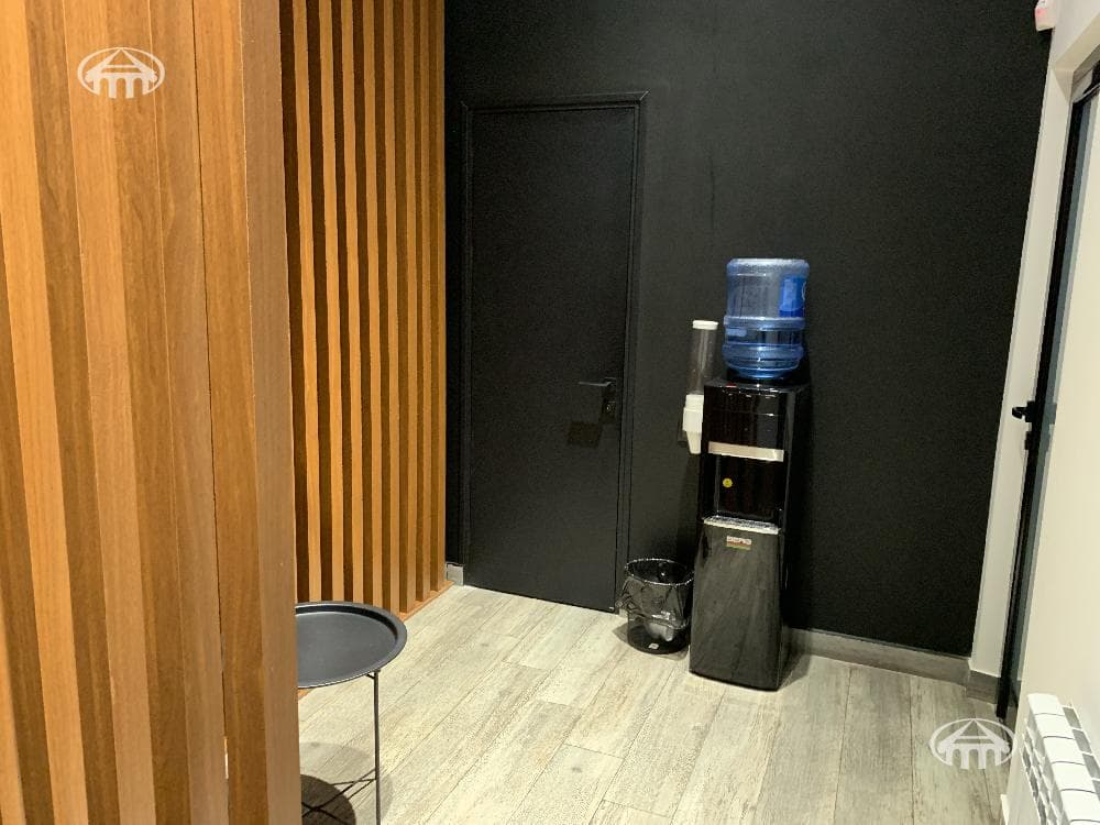 Office · 162 m² · Arabkir