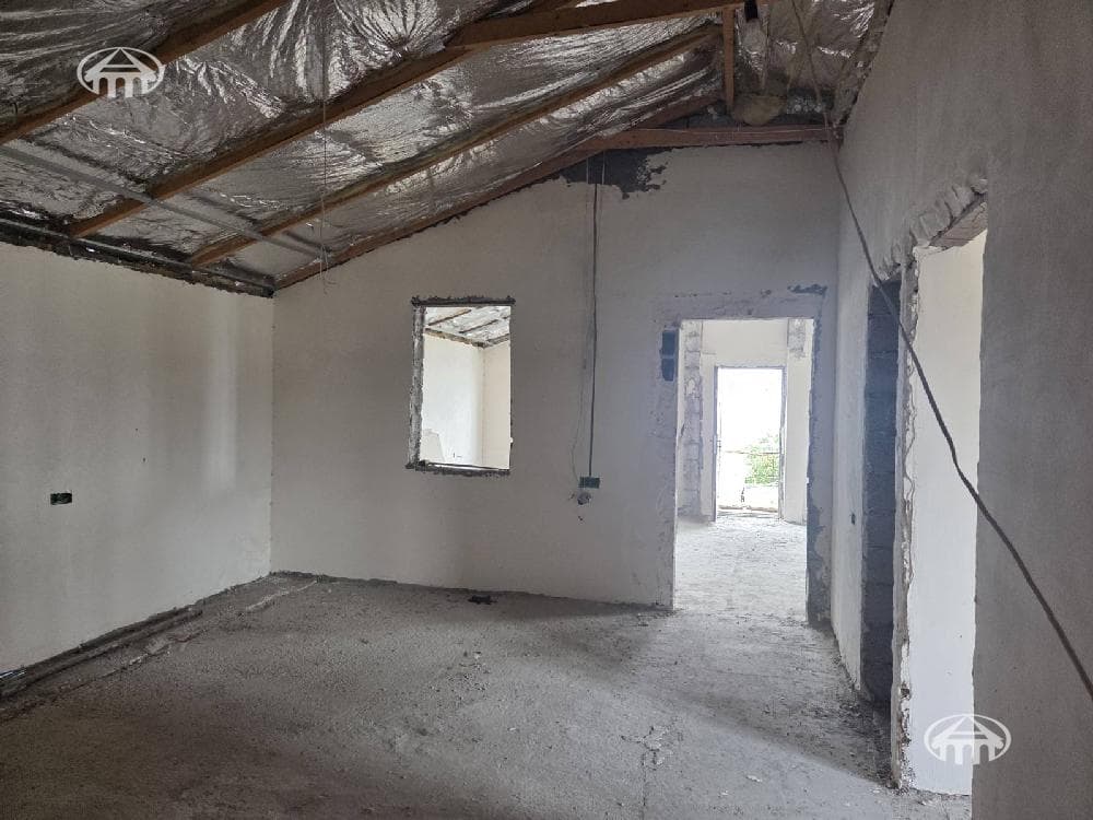 Սեփական տուն · 6 սեն. · 237 մ² · Նորք-Մարաշ