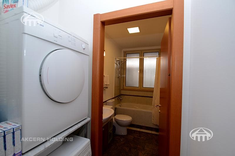 Apartment · 4 rooms · 254 m² · Kentron