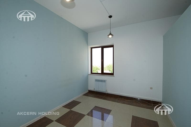 Магазин · 550 м² · Аджапняк