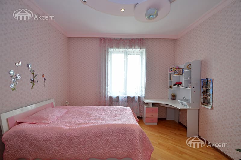 Особняк · 6 комн. · 349 м² · Аджапняк