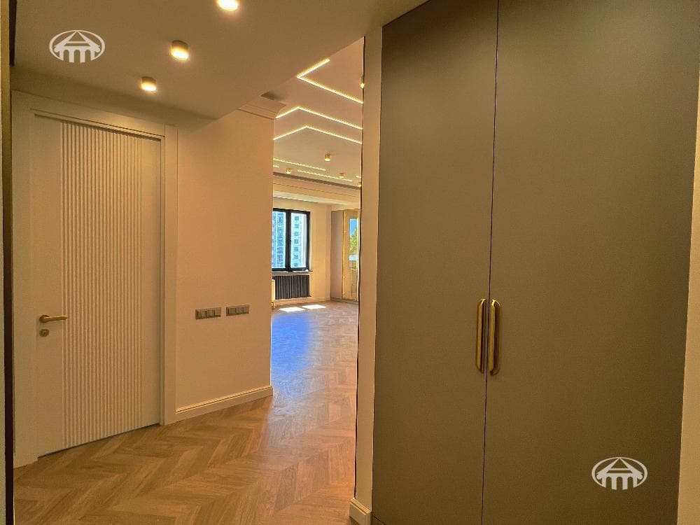 Apartment · 3 rooms · 96 m² · Arabkir