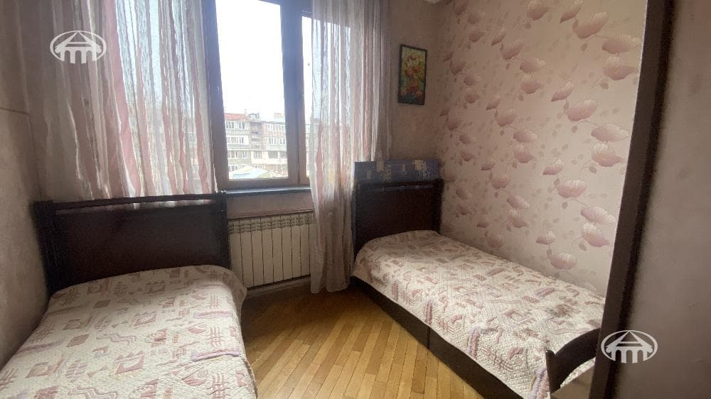 Квартира · 2 комн. · 56 м² · Арабкир