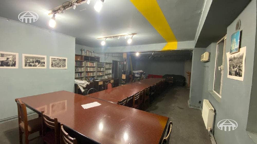 Office · 141 m² · Kentron