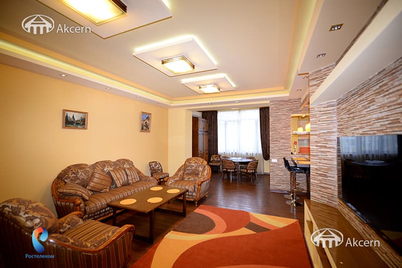 Квартира · 2 комн. · 66 м² · Кентрон