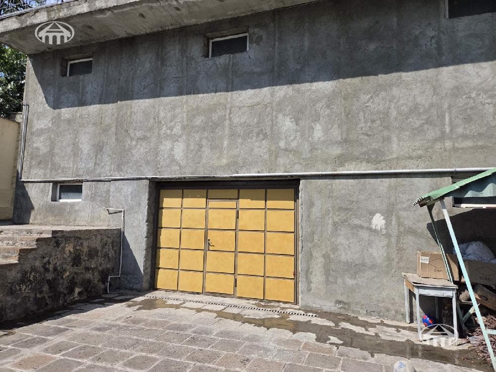 Office · 594 m² · Ajapnyak