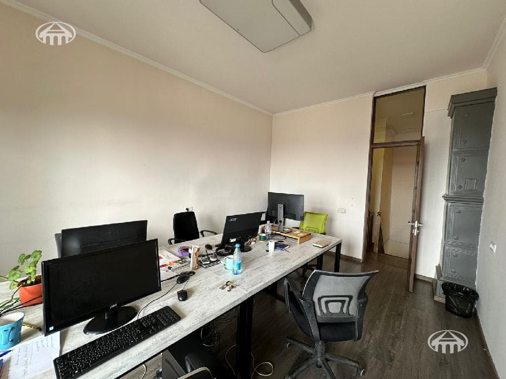 Office · 179 m² · Arabkir