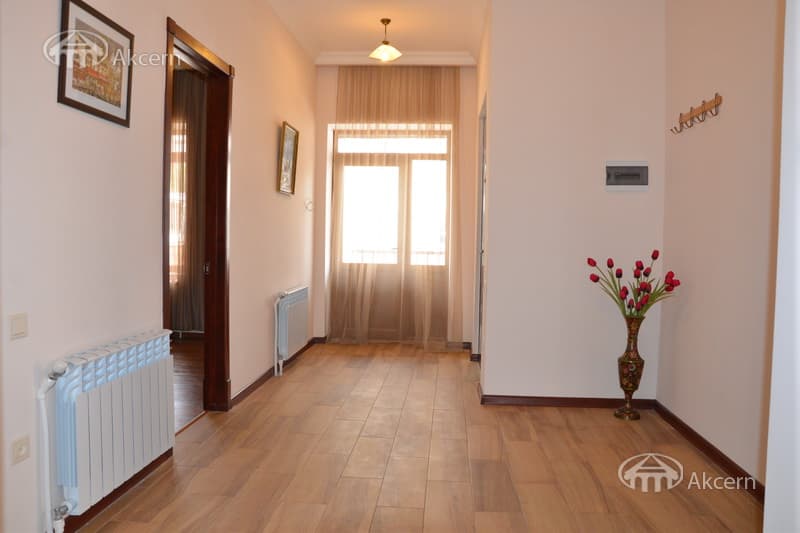 Квартира · 4 комн. · 155 м² · Арабкир