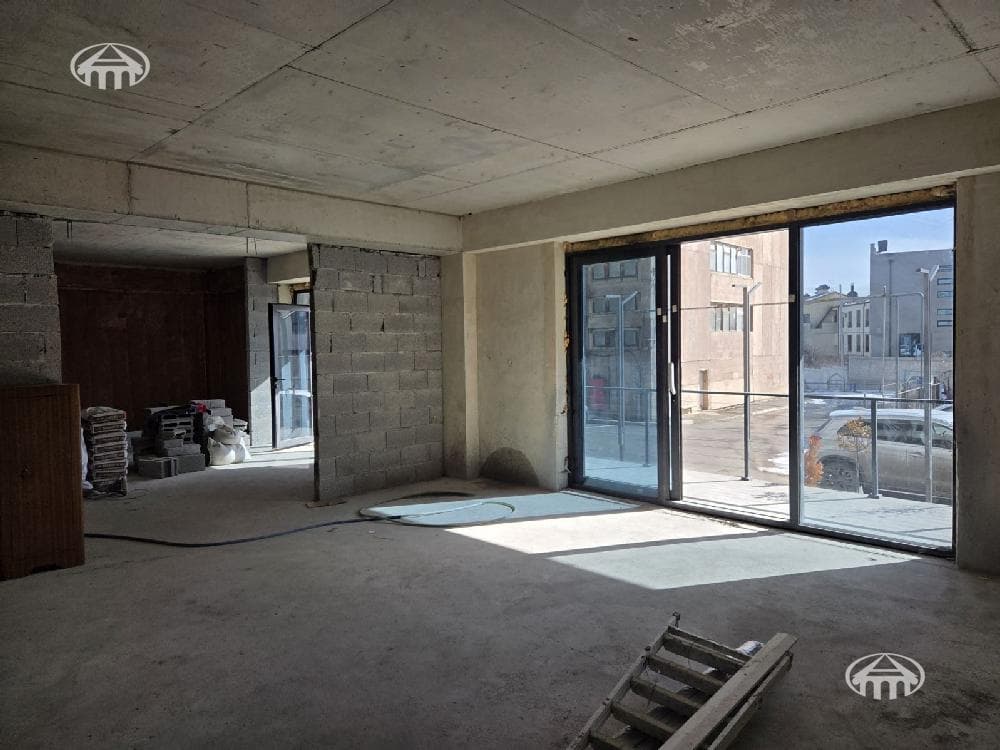 Retail · 133 m² · Kanaker-Zeytun