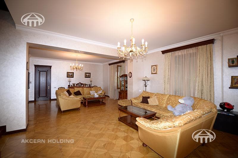 Mansion · 6 rooms · 512 m² · Arabkir