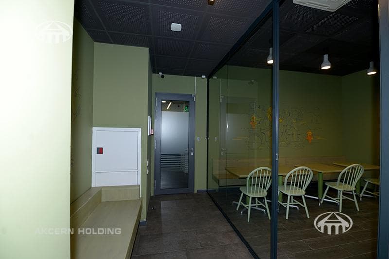 Office · 227 m² · Kentron