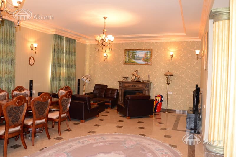 Особняк · 7 комн. · 240 м² · Цахкадзор