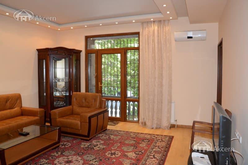 Квартира · 2 комн. · 75 м² · Кентрон