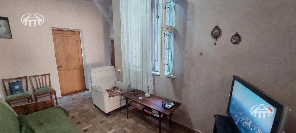 Բնակարան · 3 սեն. · 110 մ² · Կենտրոն