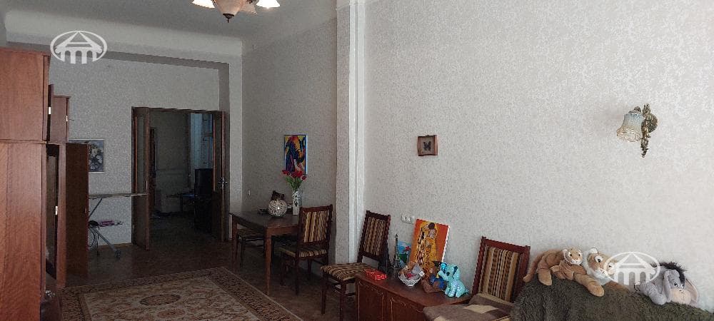 Բնակարան · 3 սեն. · 110 մ² · Կենտրոն