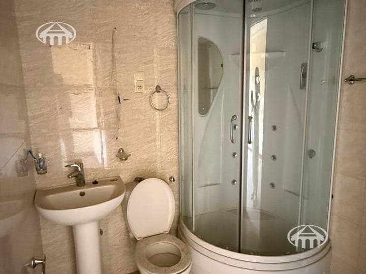 Mansion · 9 rooms · 858 m² · Balahovit