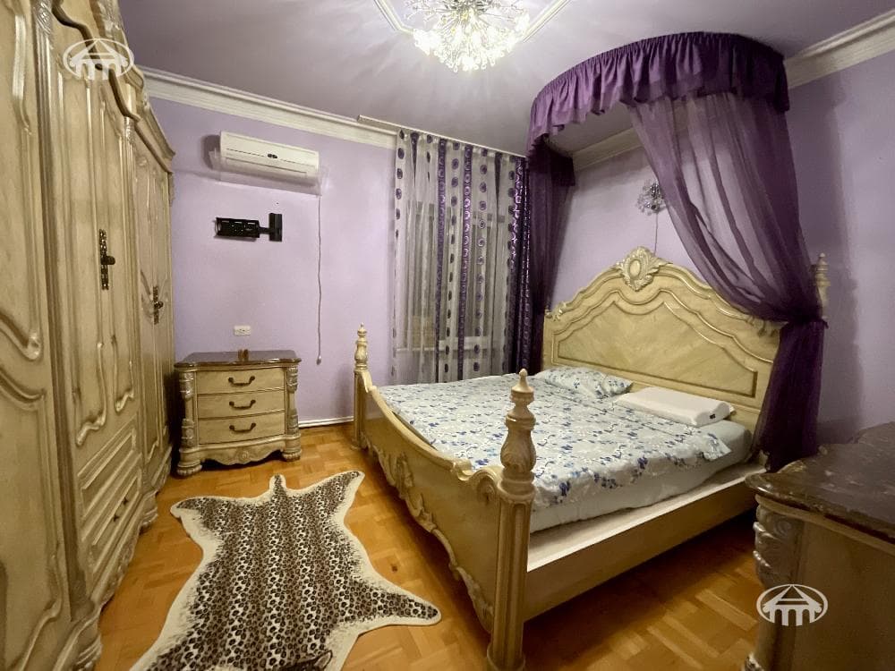 Дом · 5 комн. · 294 м² · Арабкир
