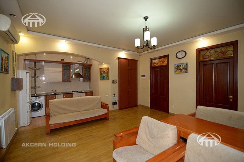 Apartment · 5 rooms · 166 m² · Kentron