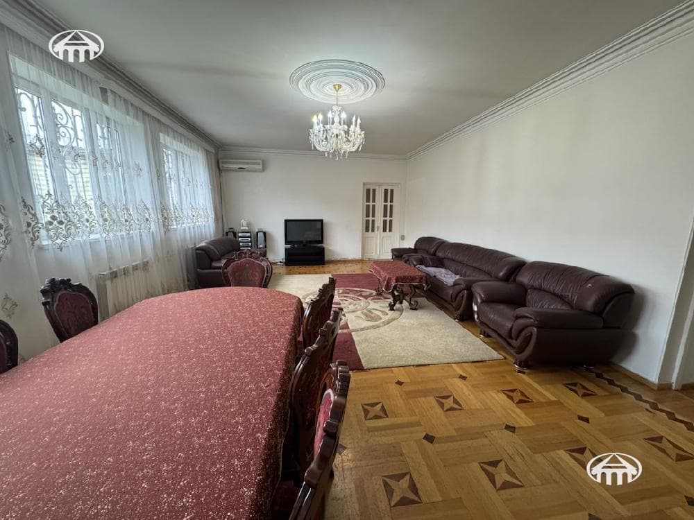Дом · 4 комн. · 156 м² · Аджапняк