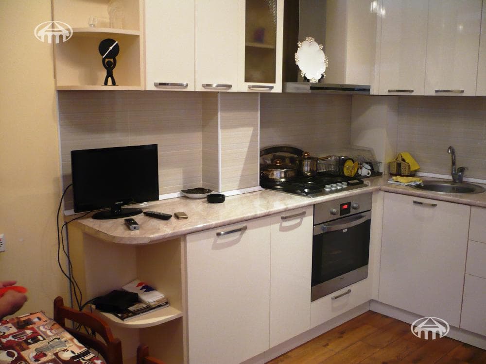 Apartment · 1 rooms · 48 m² · Kentron