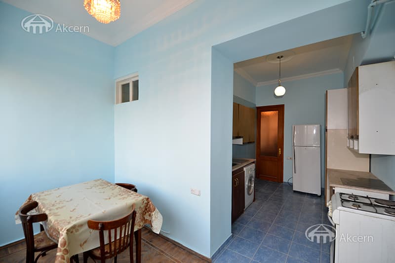 Apartment · 3 rooms · 121 m² · Kentron