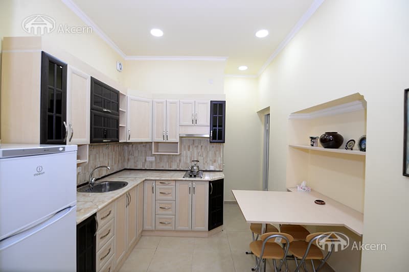 Apartment · 2 rooms · 46 m² · Kentron