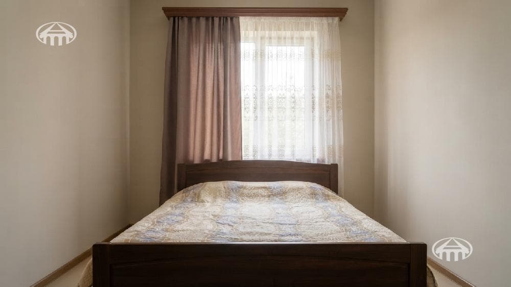 Особняк · 8 комн. · 380 м² · Арагацаван