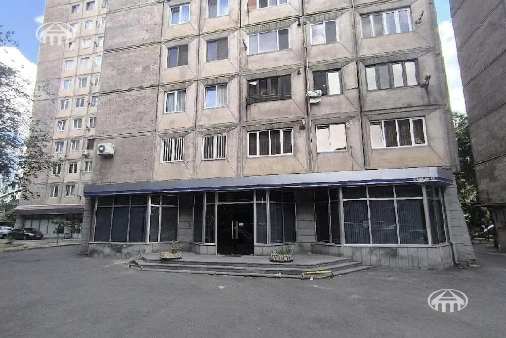 Retail · 140 m² · Arabkir