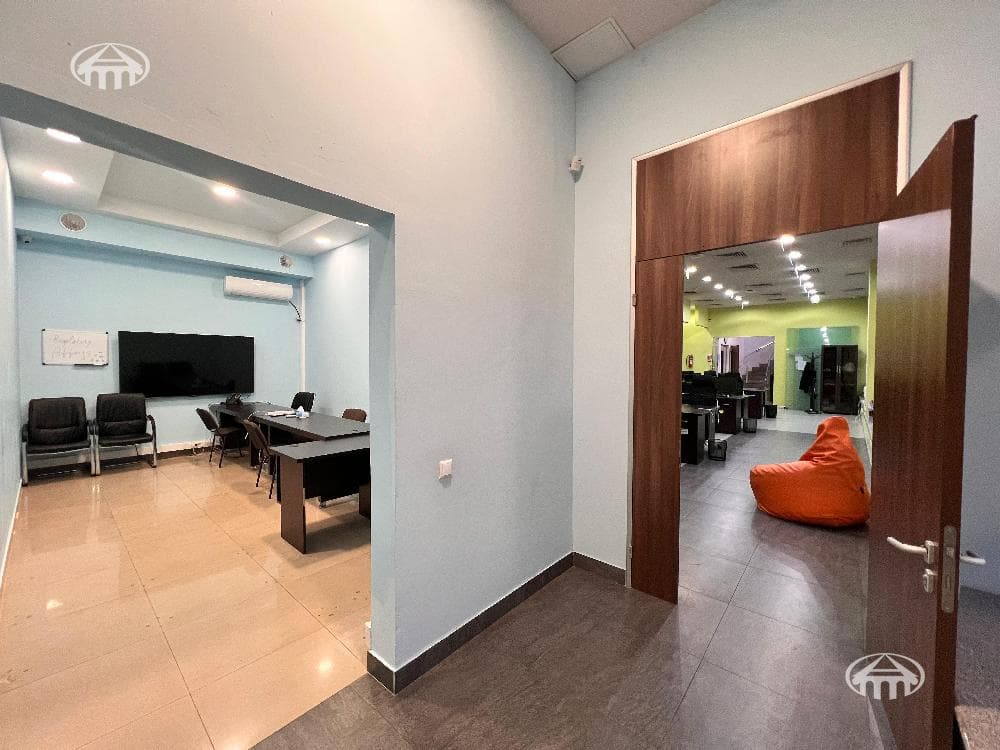 Retail · 664 m² · Arabkir