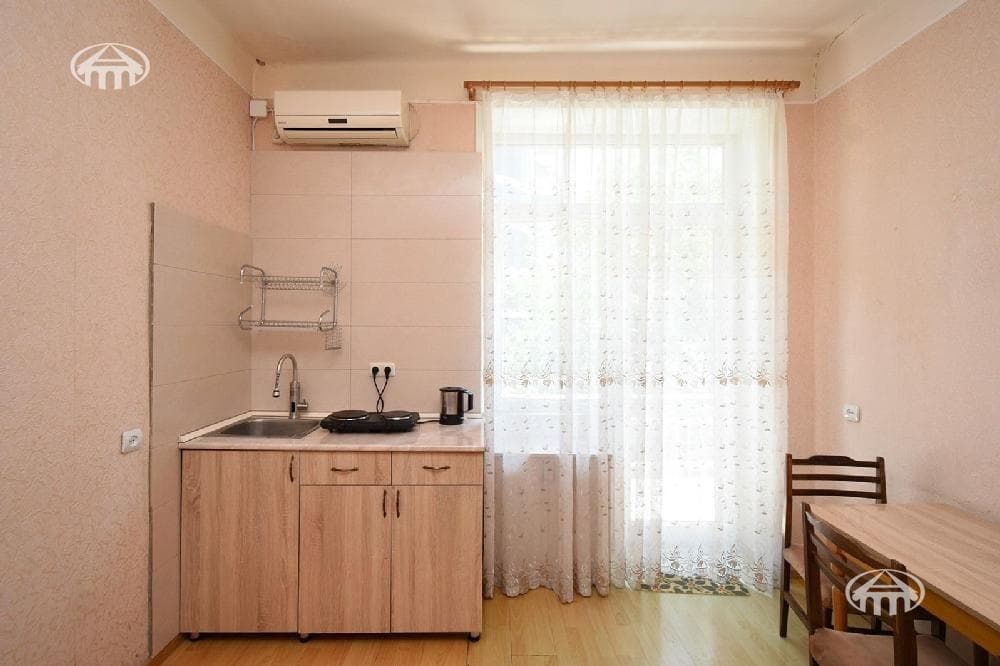 Apartment · 1 rooms · 36 m² · Kentron