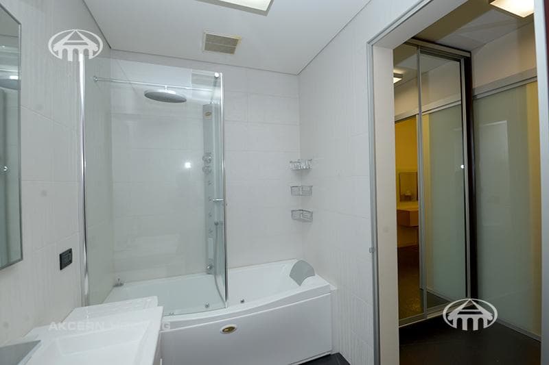 Apartment · 4 rooms · 169 m² · Kentron